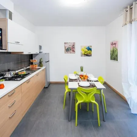 Near The Sea - Abruzzo Apartment *